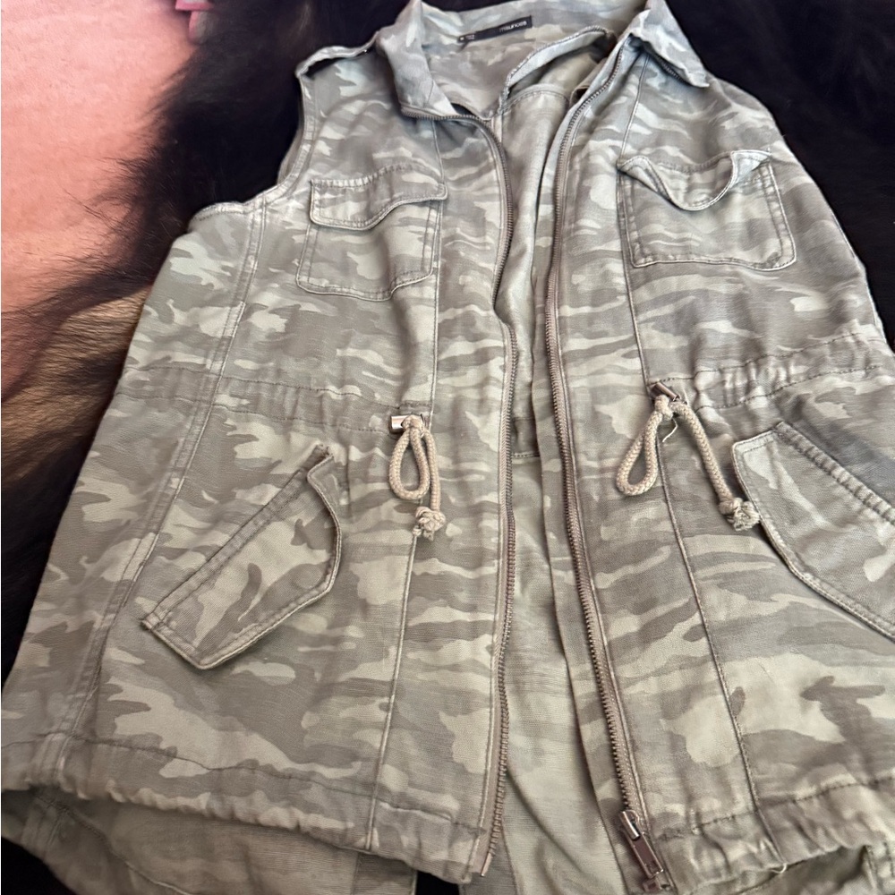 Maurices Camouflage Sleeveless Vest